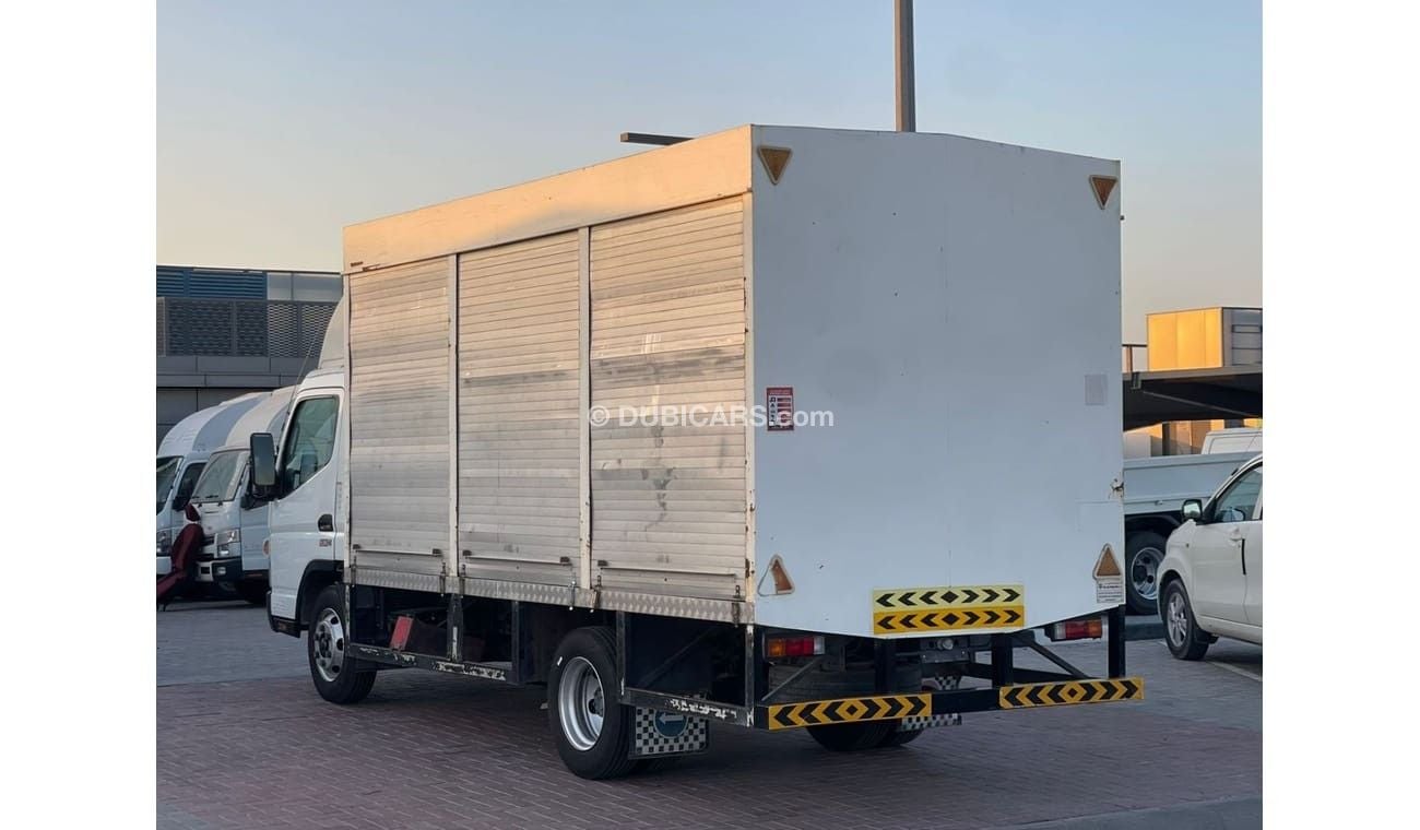 ميتسوبيشي كانتر Mitsubishi Canter 2021 Water Shutter Ref# 419