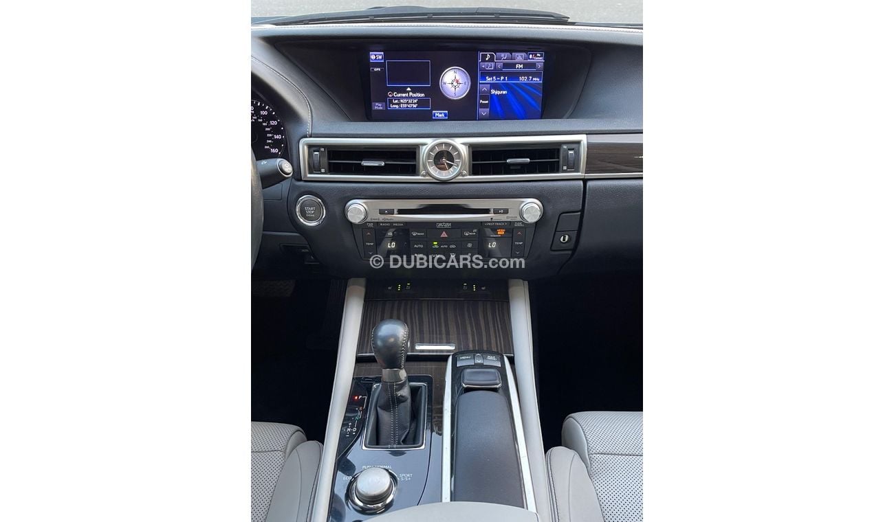 Lexus GS350 Platinum 3.5L PLATINUM / HEADS UP DISPLAY / 14 MOVE SEATER / REAR WHEEL DRIVE