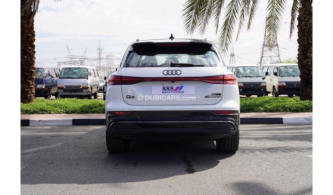 أودي Q5 2024 AUDI Q5 40 e-tron RWD 7-Seaters  0Km