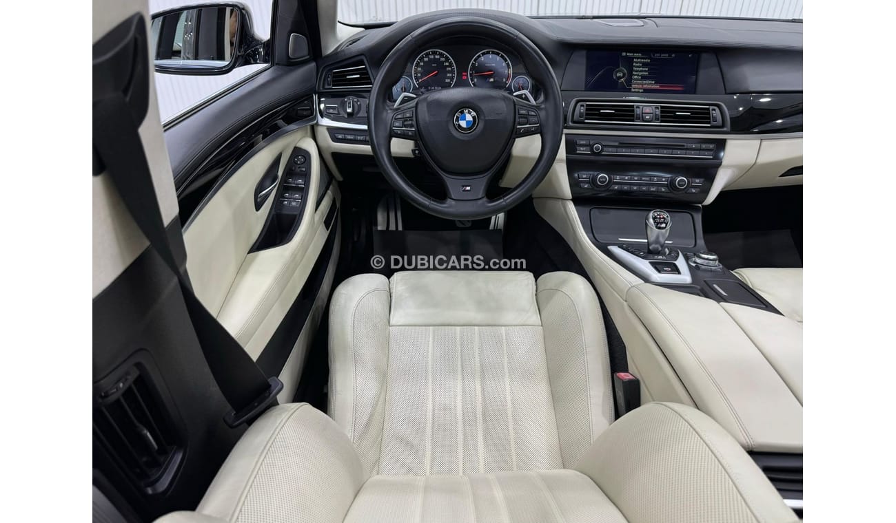 BMW M5 Std 4.4L 2013 BMW M5, Agency Full Service History, Excellent Condition, GCC