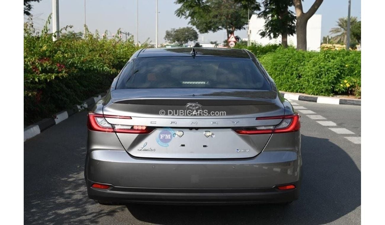 تويوتا كامري Hybrid Lumiere 2.5L Petrol 5 Seater Automatic