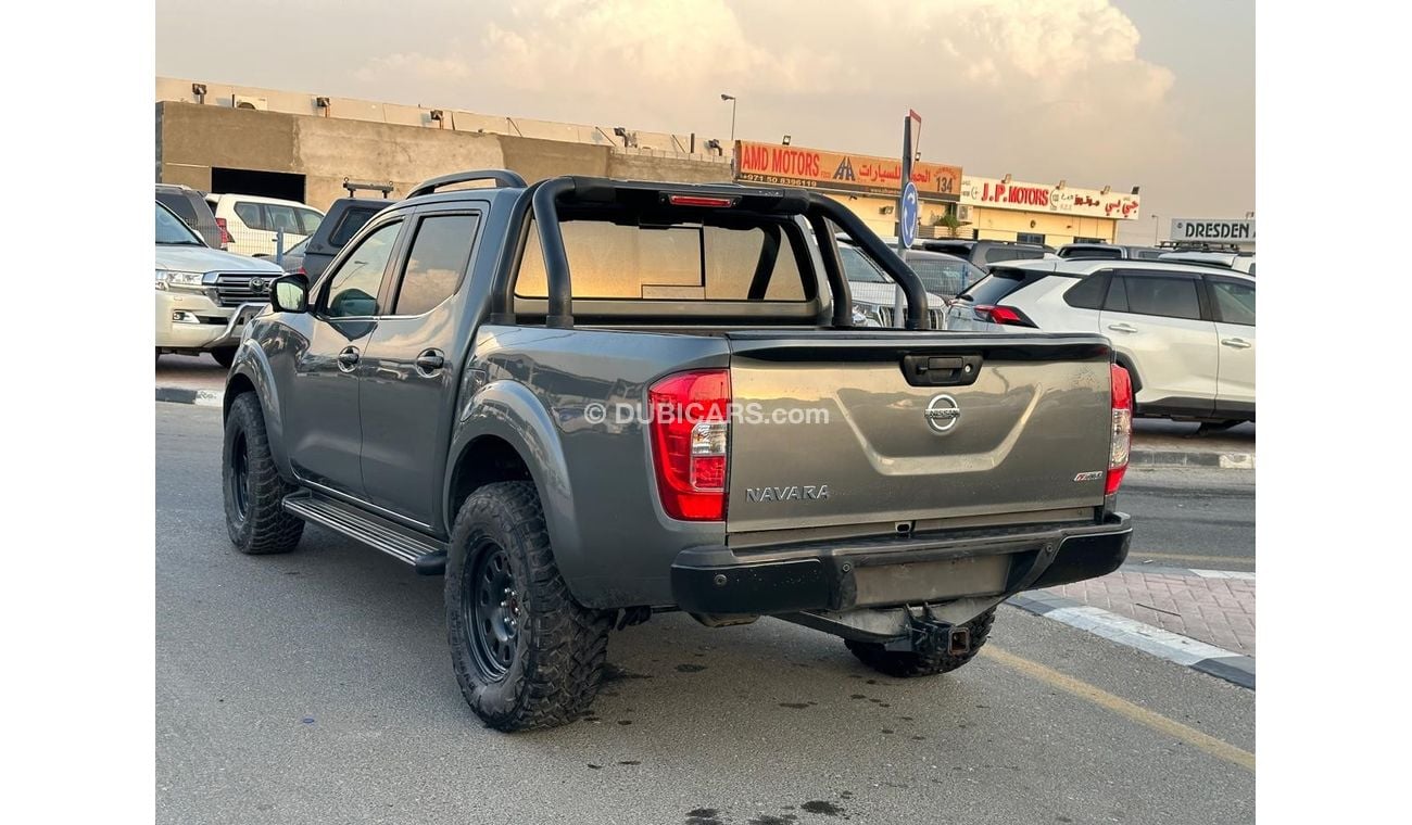 Nissan Navara