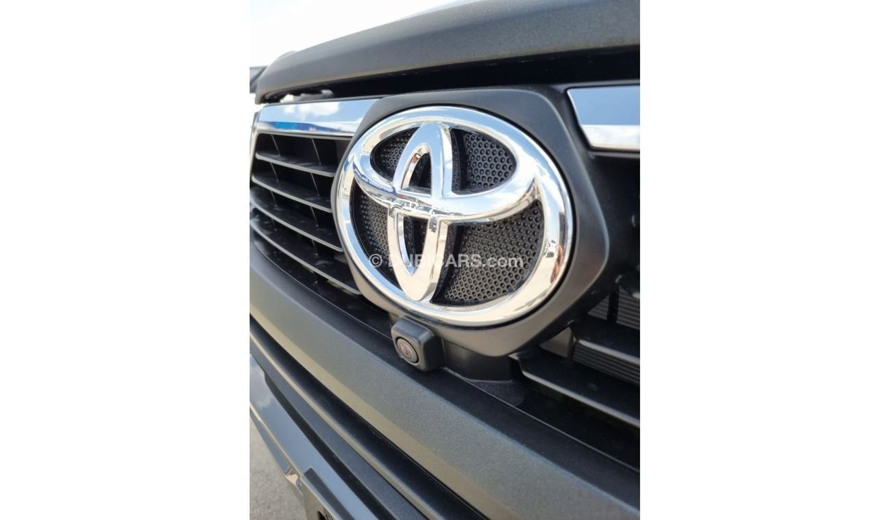 Toyota Hilux 4.0L PETROL A/T ADVENTURE FULL OPTION DOUBLE CABIN PICKUP