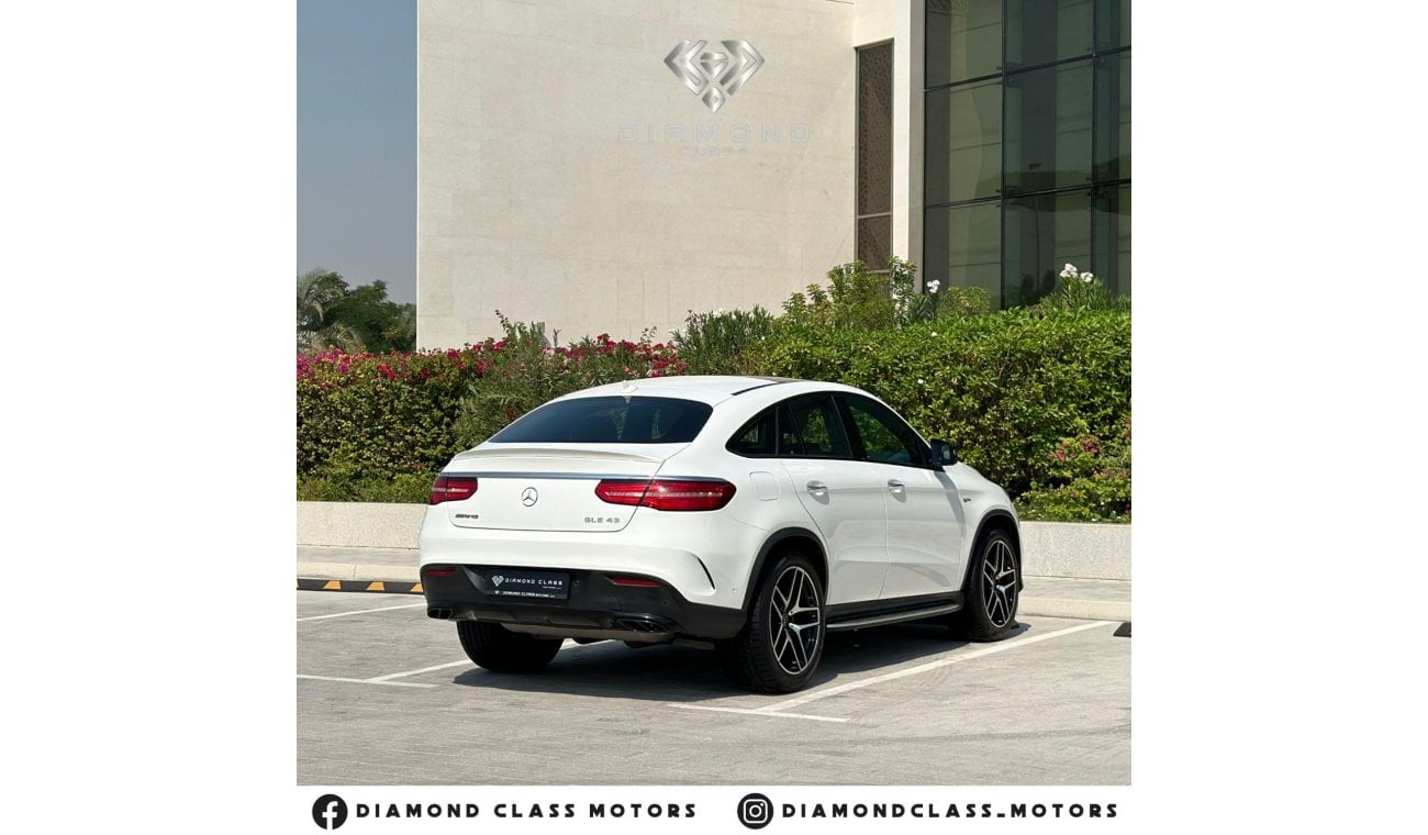 مرسيدس بنز GLE 43 AMG Coupe 3.0L Mercedes GLE 43 AMG Coupe Biturbo Panoramic  Full Option GCC 42,000 KM