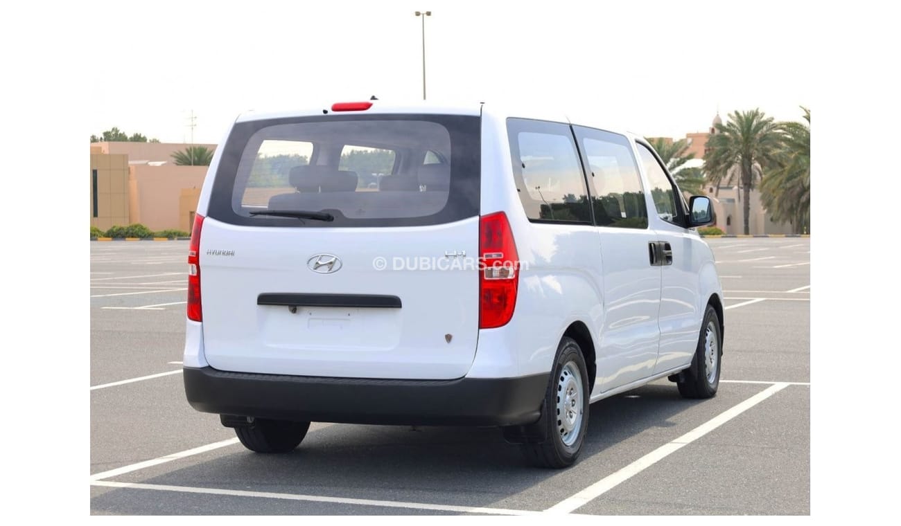 Hyundai H-1 12- Seater Fully Automatic - Petrol Engine | GCC | Excellent Condition