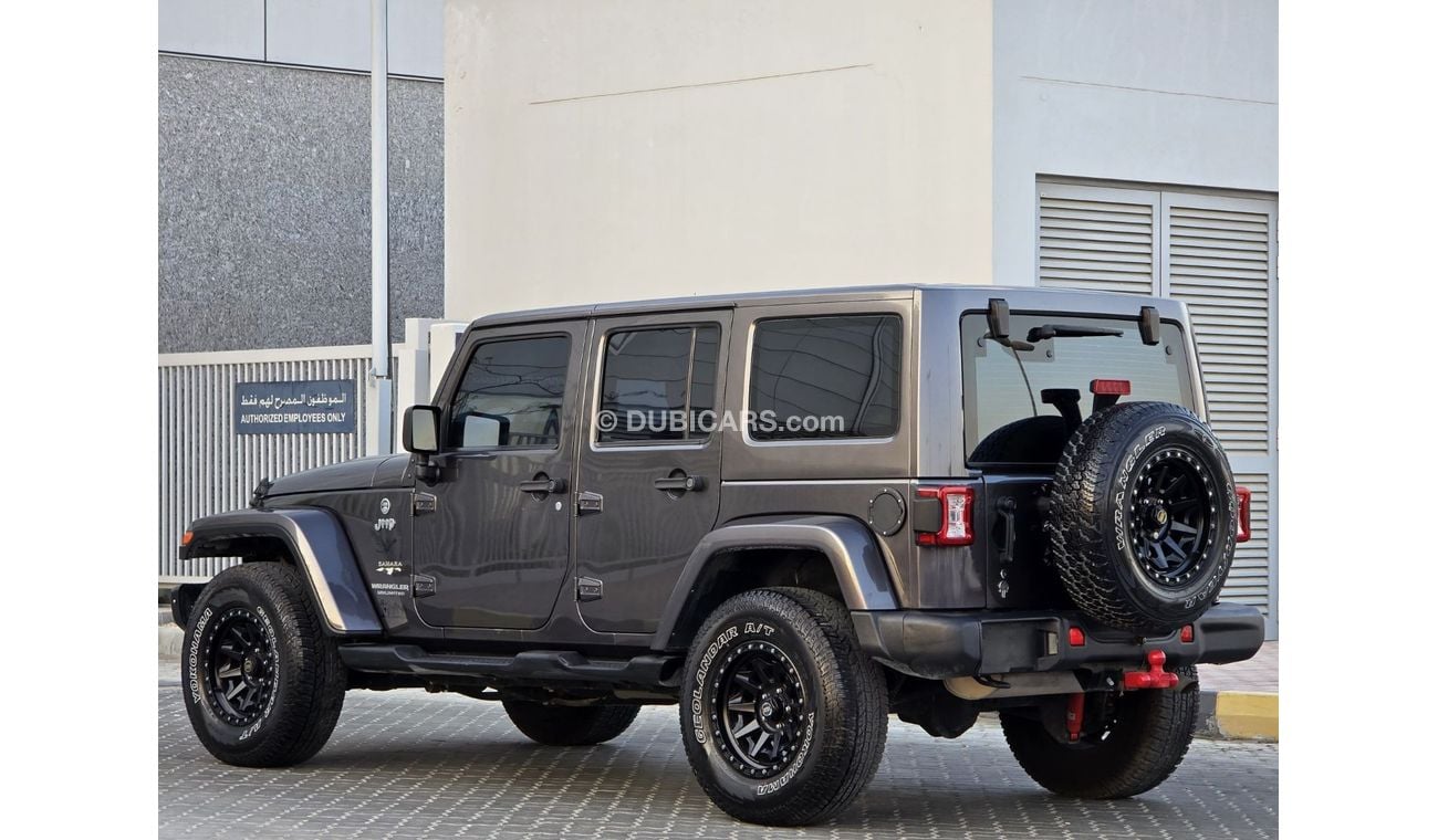 Jeep Wrangler Sahara 3.6L A/T JEEP WRANGLER SAHARA 2016 GCC // 2KEYS // ORGINAL PAINT // PERFECT CONDITION //