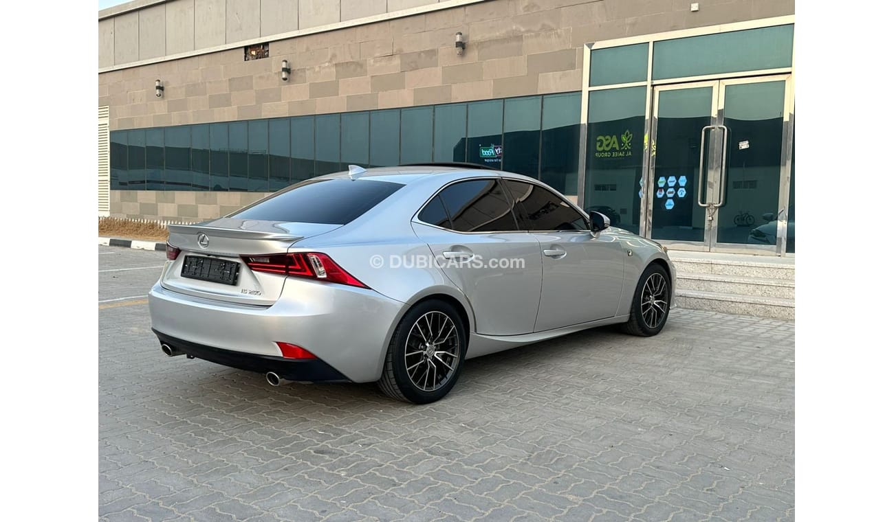 Lexus IS250 Lexus IS250 convert F Sport   Model: 2015  price : 40,000 Dirhams   Kilometers: 148،000  Full option