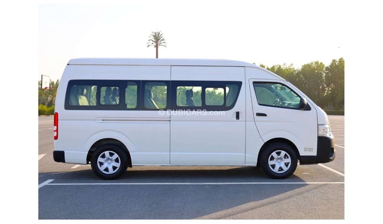 Toyota Hiace 13-Seater passenger Van | HiRoof | Excellent Condition | GCC Specs