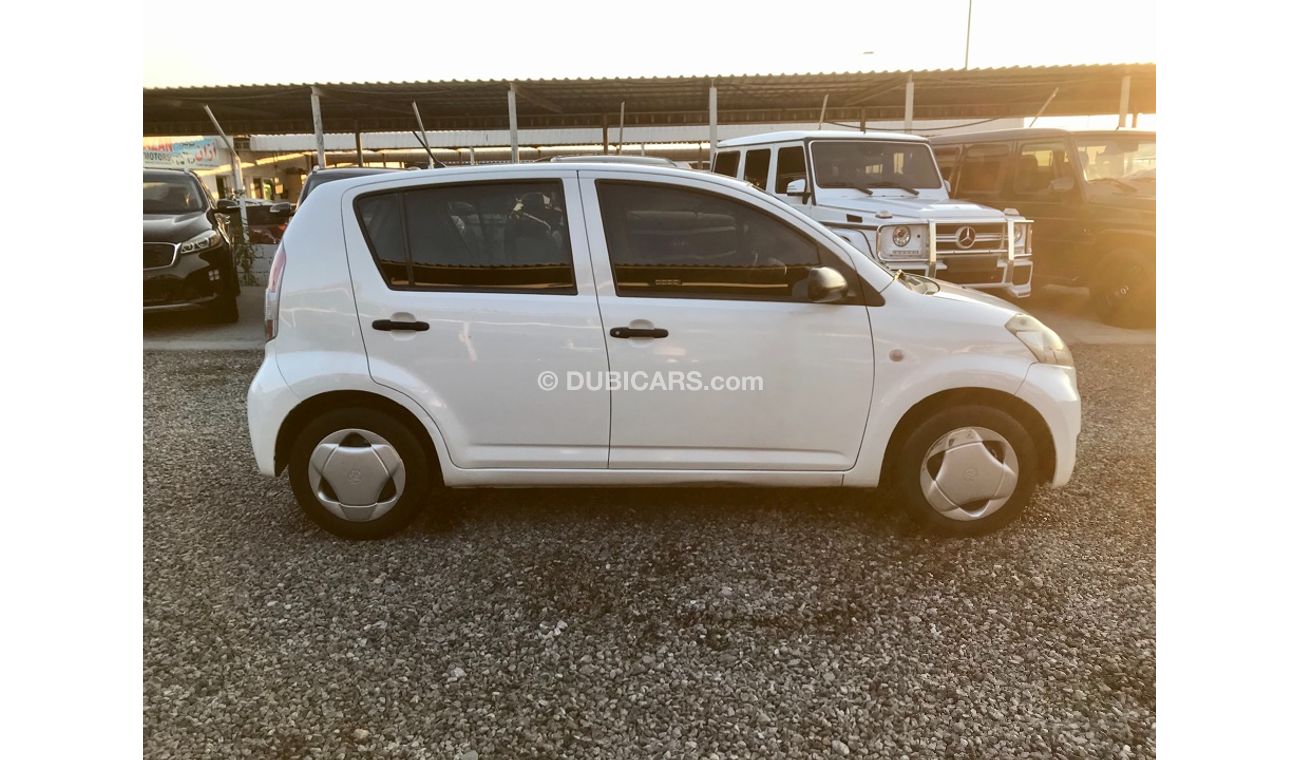 Daihatsu Sirion Gcc2016