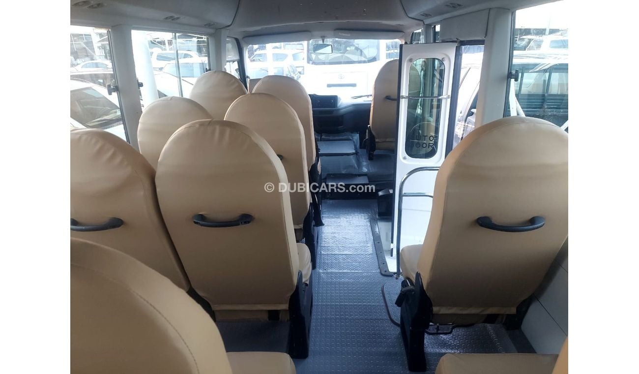 Toyota Coaster 4.2L DIESEL 23 SEATER MANUAL TRANSMISSION