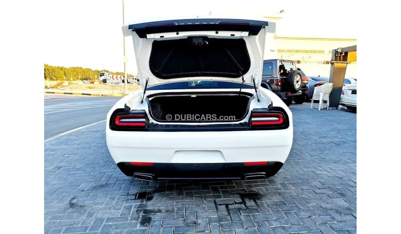 Dodge Challenger Dodge Challenger - 2015 - White