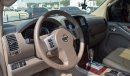 Nissan Pathfinder LE