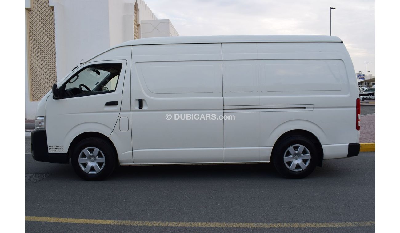 Toyota Hiace GLS - High Roof Toyota Hiace Highroof Van 2.7 Ltr, Model:2020. Excellent condition