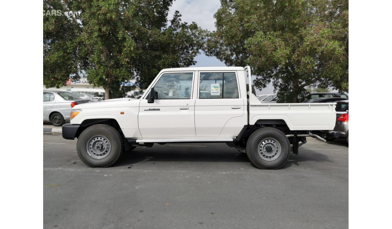 تويوتا لاند كروزر بيك آب 4.5L,V8,DIESEL,DOUBLE/CABIN,PICKUP,POWER WINDOW,MT