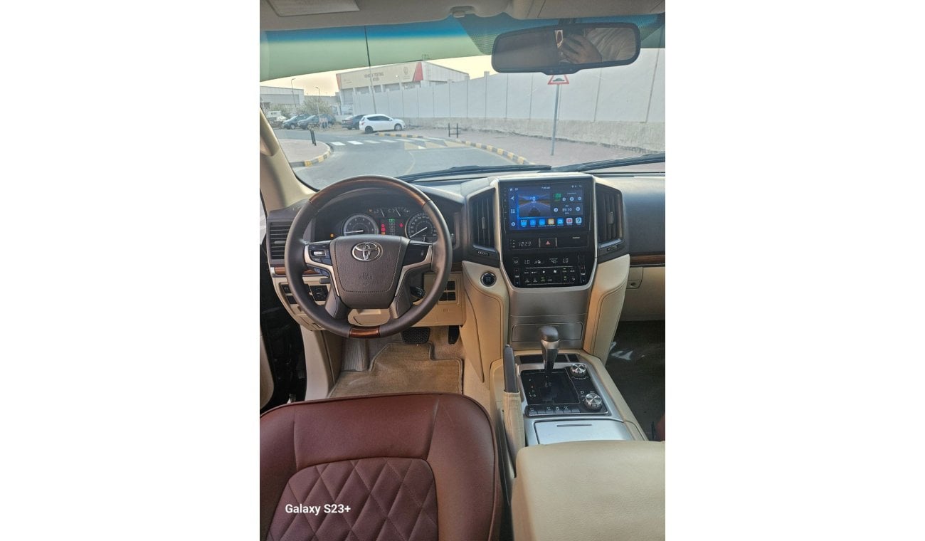 Toyota Land Cruiser 2018 gxr v6