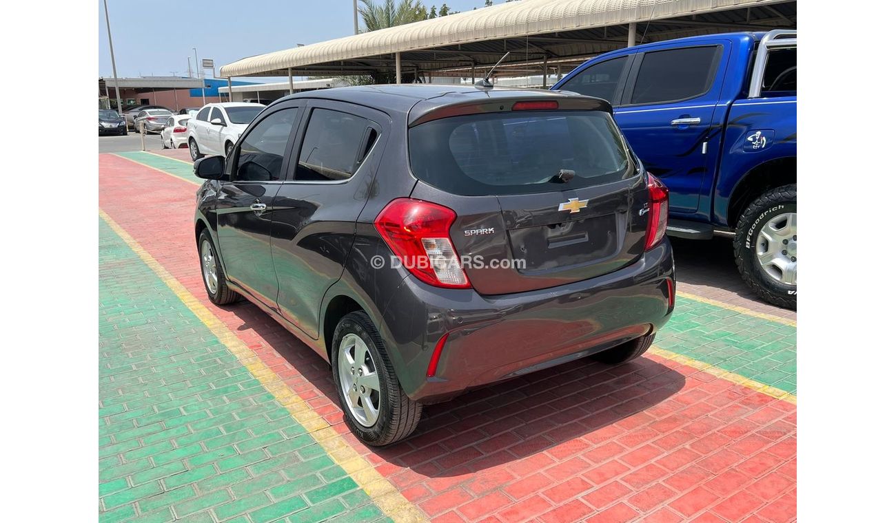 Used Chevrolet Spark LT 2016 for sale in Dubai - 621154