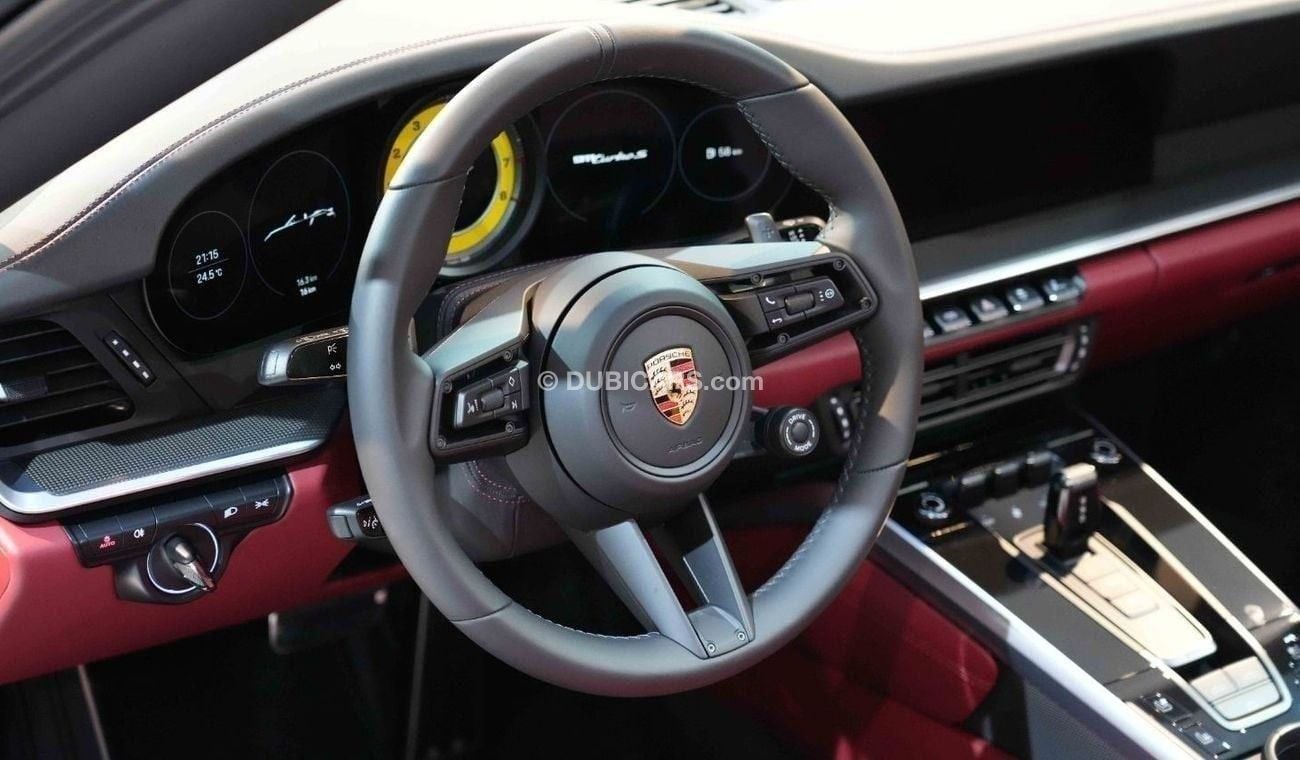 بورش 911 Cabriolet | Brand New | 2024 | Crayon | Interior Red Bordeaux