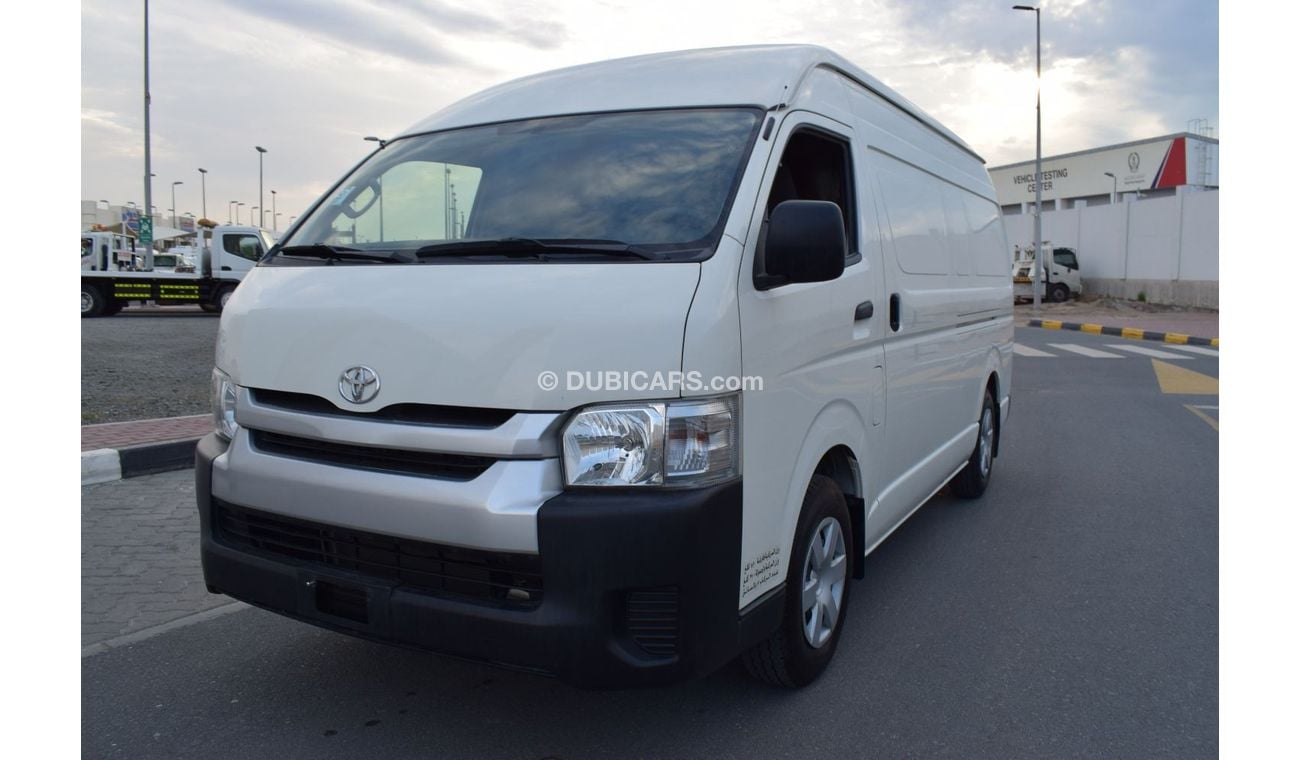 Toyota Hiace GLS - High Roof Toyota Hiace Highroof Van 2.7 Ltr, Model:2020. Excellent condition