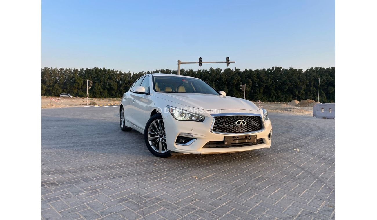 Infiniti Q50 Turbo 2.0L