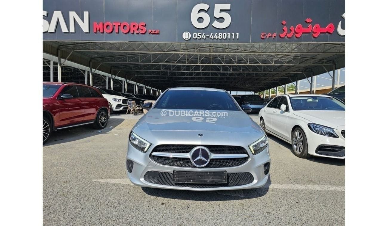 Mercedes-Benz A 220 Mercedes A220