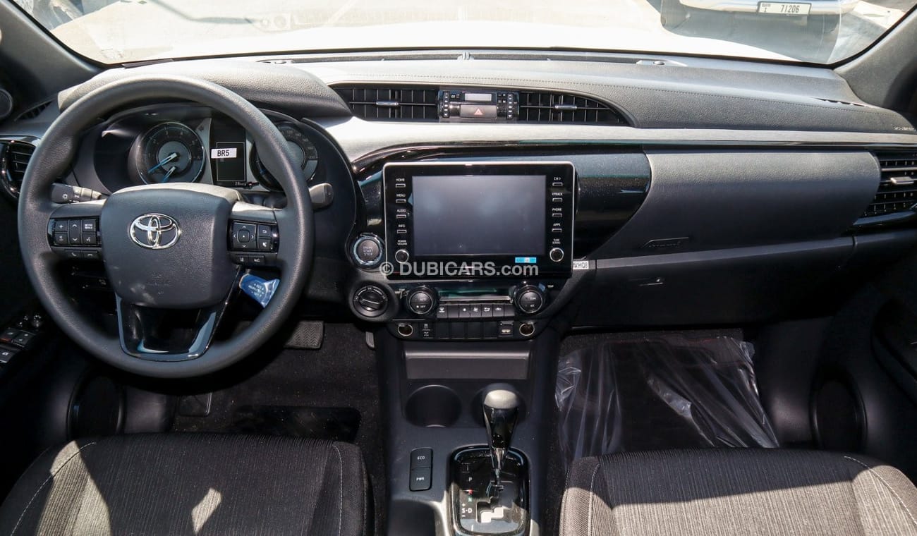 Toyota Hilux Adventure SR5 2.8L Diesel A/T Full Option Radar