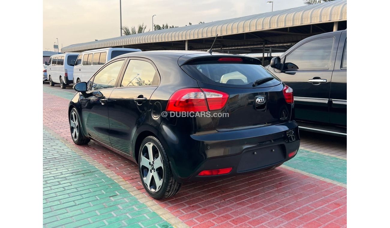 Kia Rio LX FULL OPTION