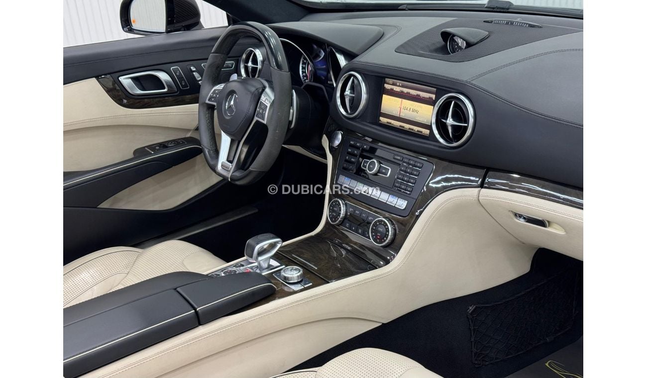 Mercedes-Benz SL 63 AMG Std 5.5L (530 HP) 2014 Mercedes Benz SL63 AMG Roadster, Full Service History, Full Options, Low Kms,