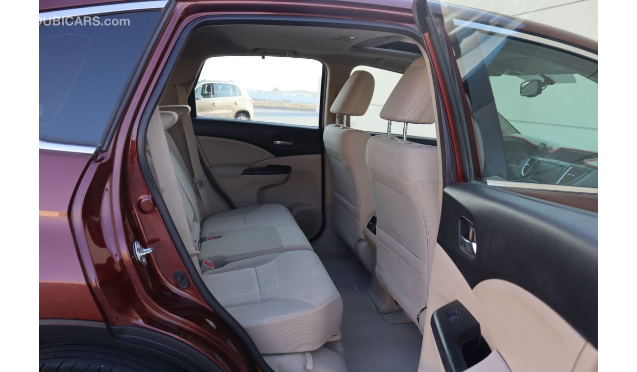 Honda CRV LX ACCIDENTS FREE - GCC - SUNROOF - PERFECT CONDITION INSIDE OUT