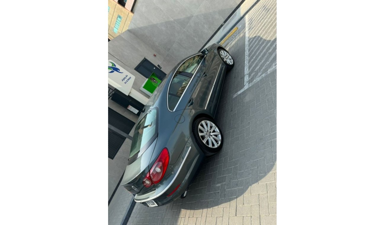 Volkswagen Passat CC Volkswagen Passat CC, Gulf, full specifications, in excellent condition