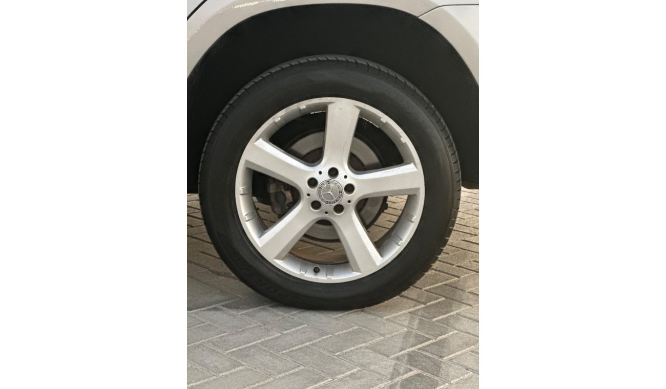 Mercedes-Benz GL 500 موديل 2008 خليجي فل موصفات حاله ممتازه جداااا من الداخل والخارج