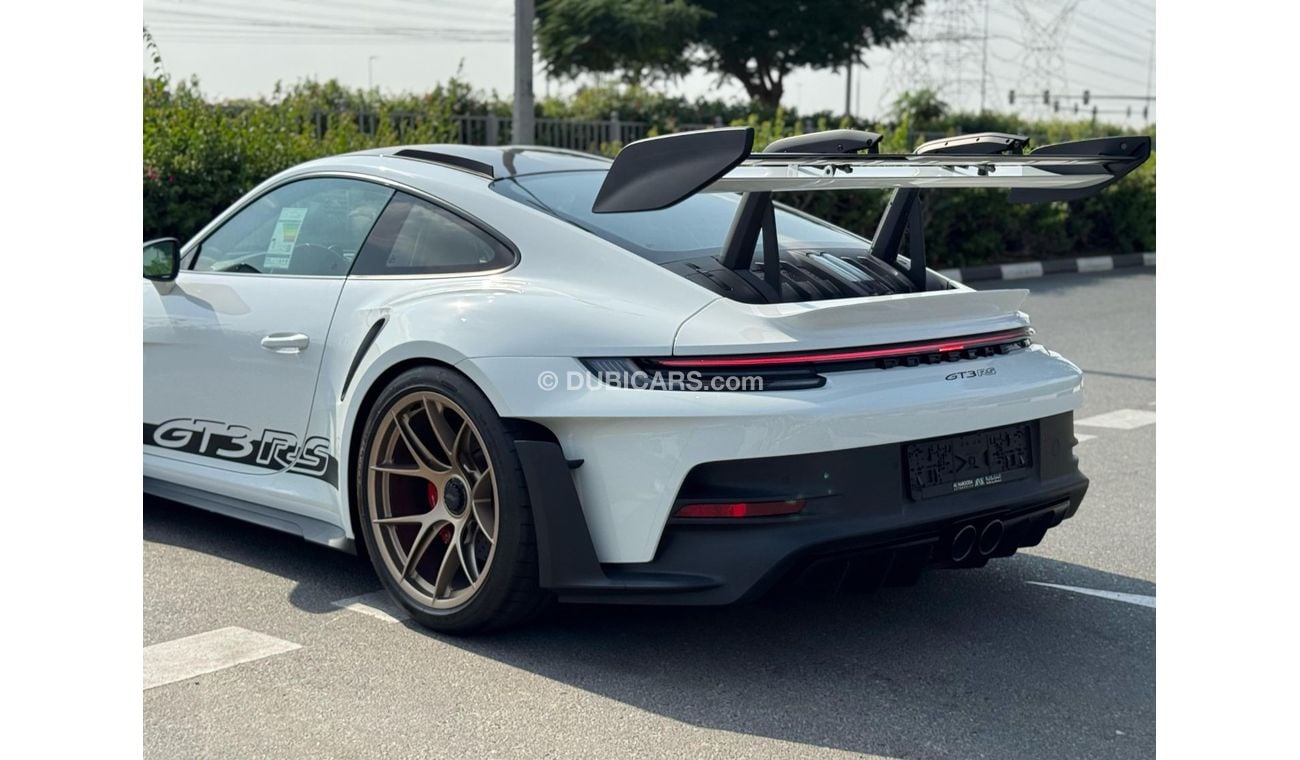 Porsche 911 GT3 RS 4.0L (520 HP) Coupe GCC SPEC UNDER WARRANTY