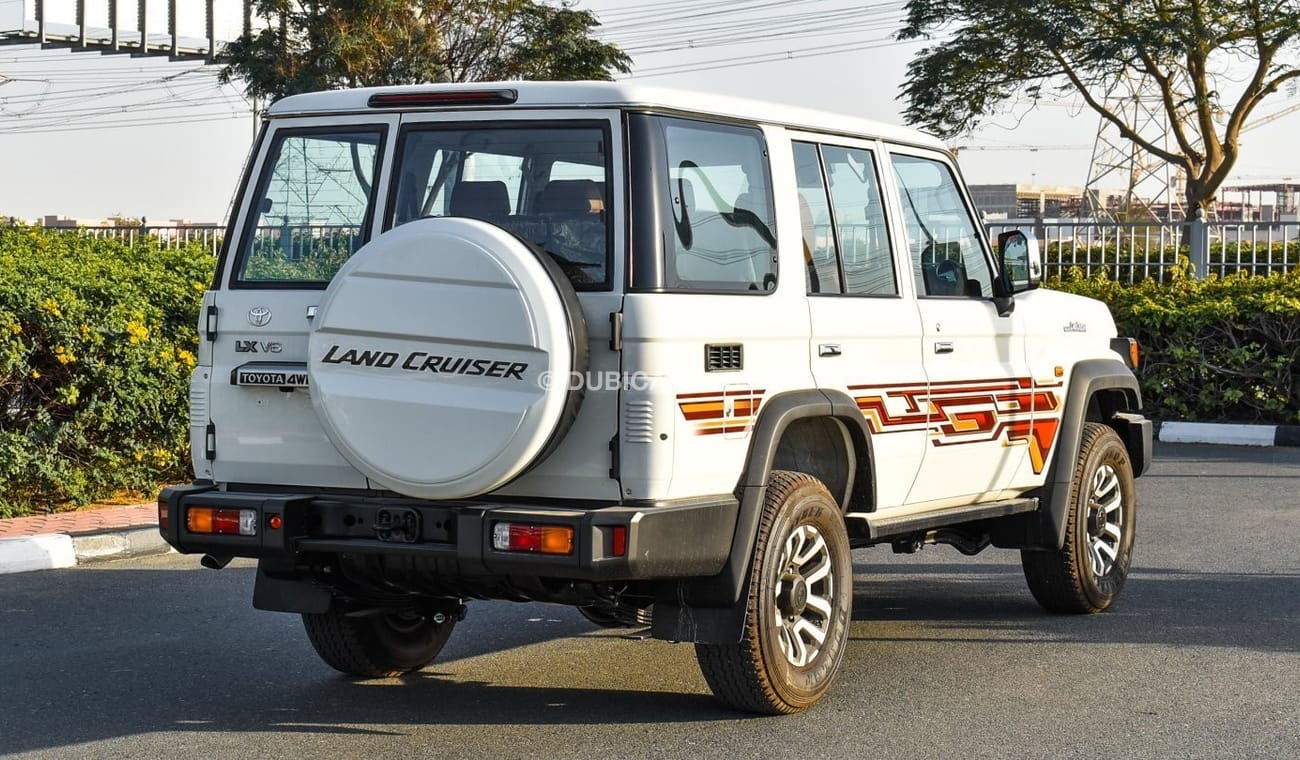 Toyota Land Cruiser Hard Top 4.0L V6 Petrol Auto transmission