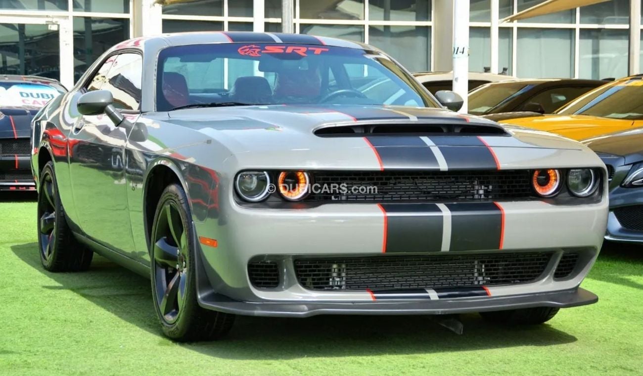 Used Dodge Challenger Challenger SXT V6 3.6L 2019/ SRT Kit/ Leather ...