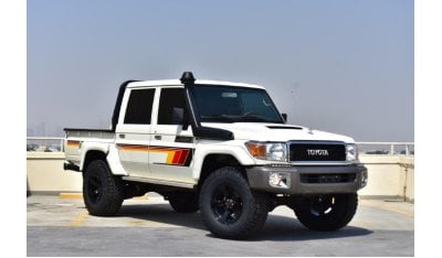 تويوتا لاند كروزر بيك آب 79 Double Cab  V8 4.5L   MT