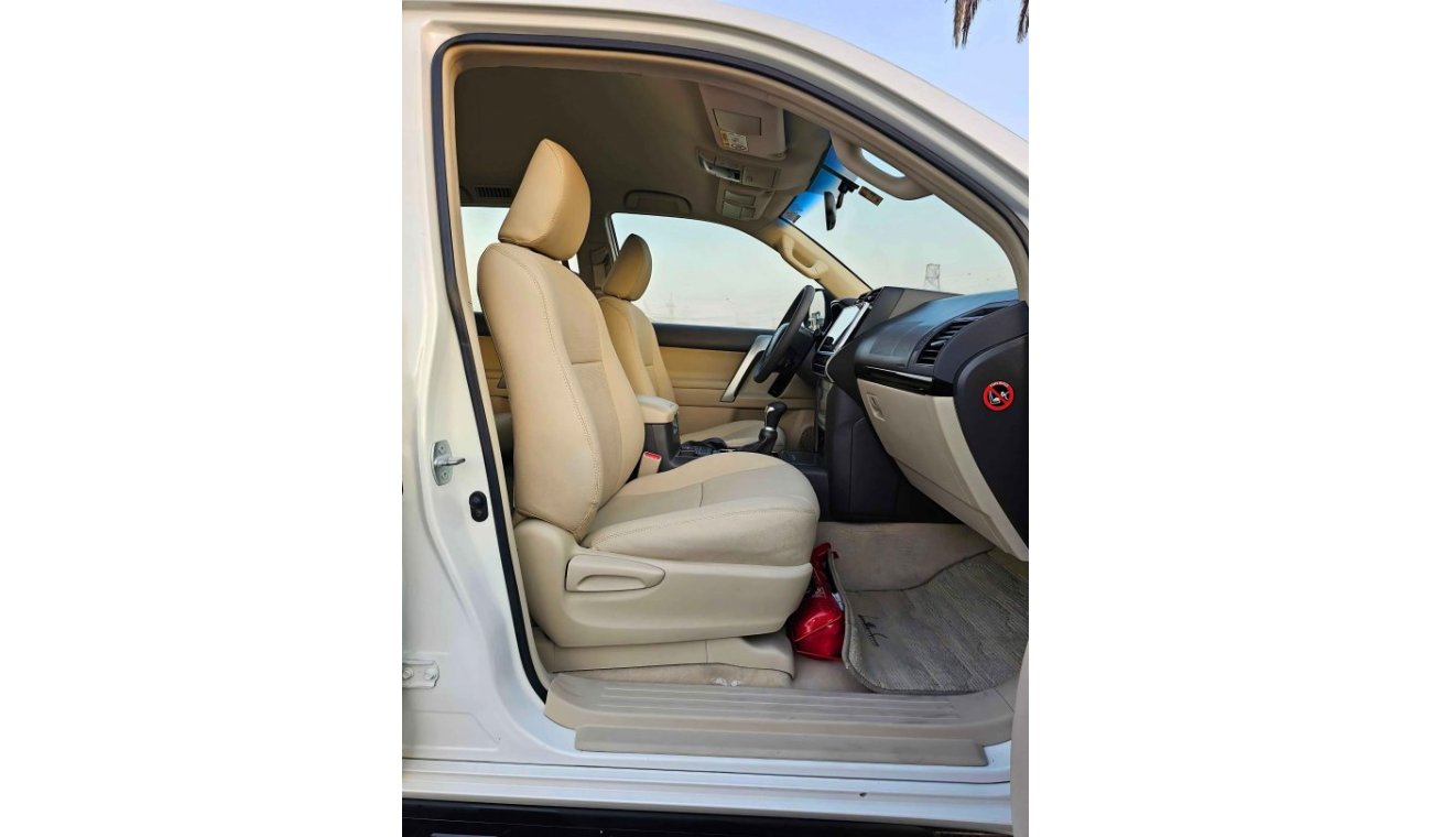 تويوتا برادو GXR V6/ LOW MILEAGE/  LEATHER/ DVD CAMERA/  SPARE UP/ 1670 MONTHLY / LOT# 90465