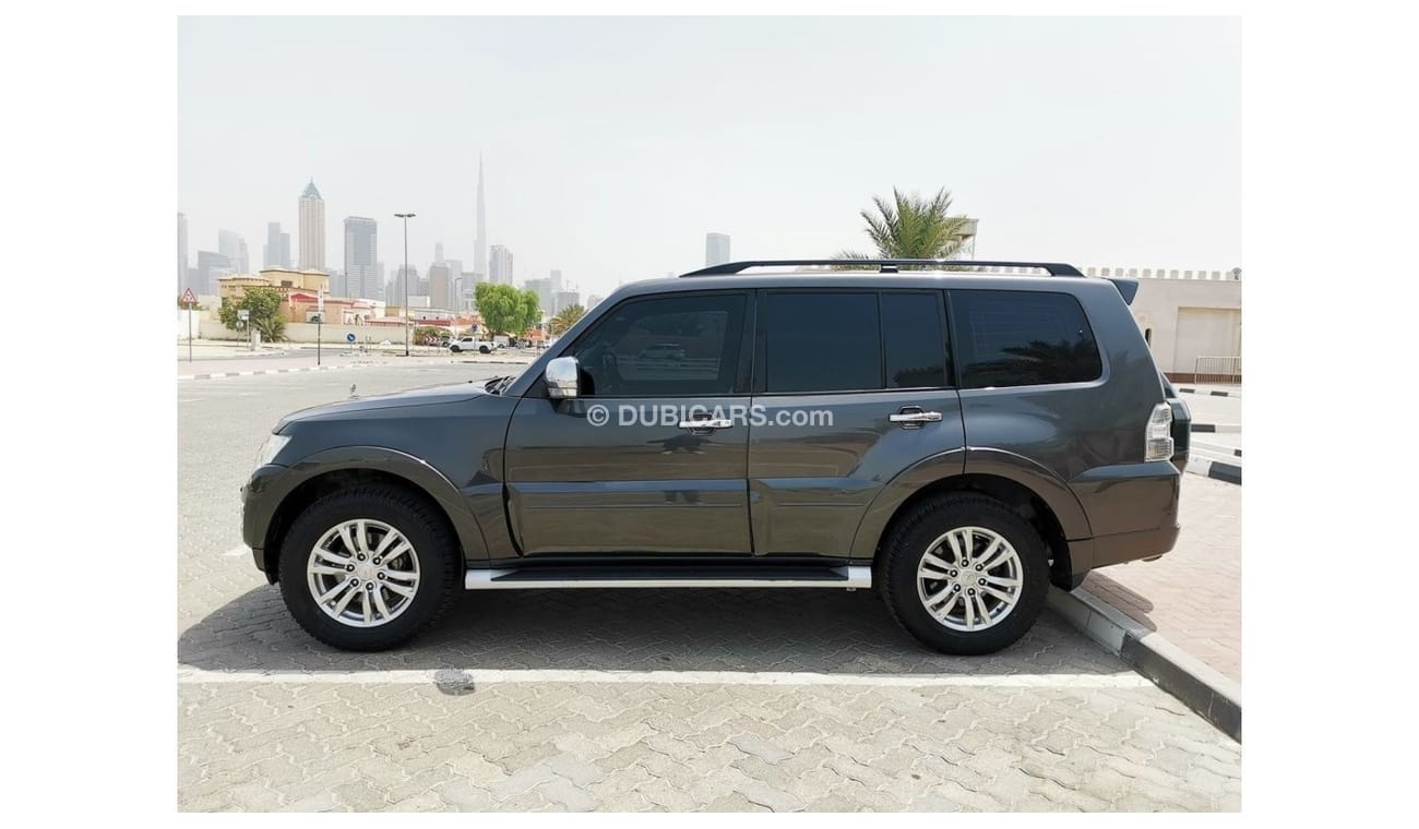 Mitsubishi Pajero GLS Highline