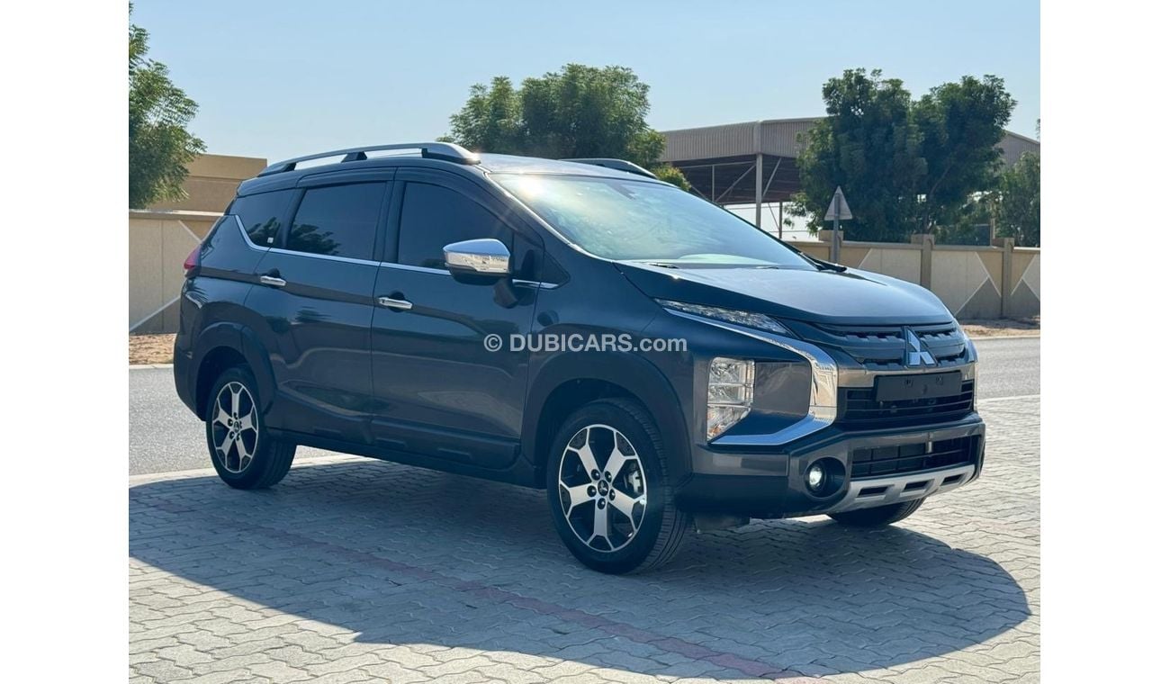 ميتسوبيشي إكسباندر Mitsubishi Xpander Cross 2023 Gcc, Full option