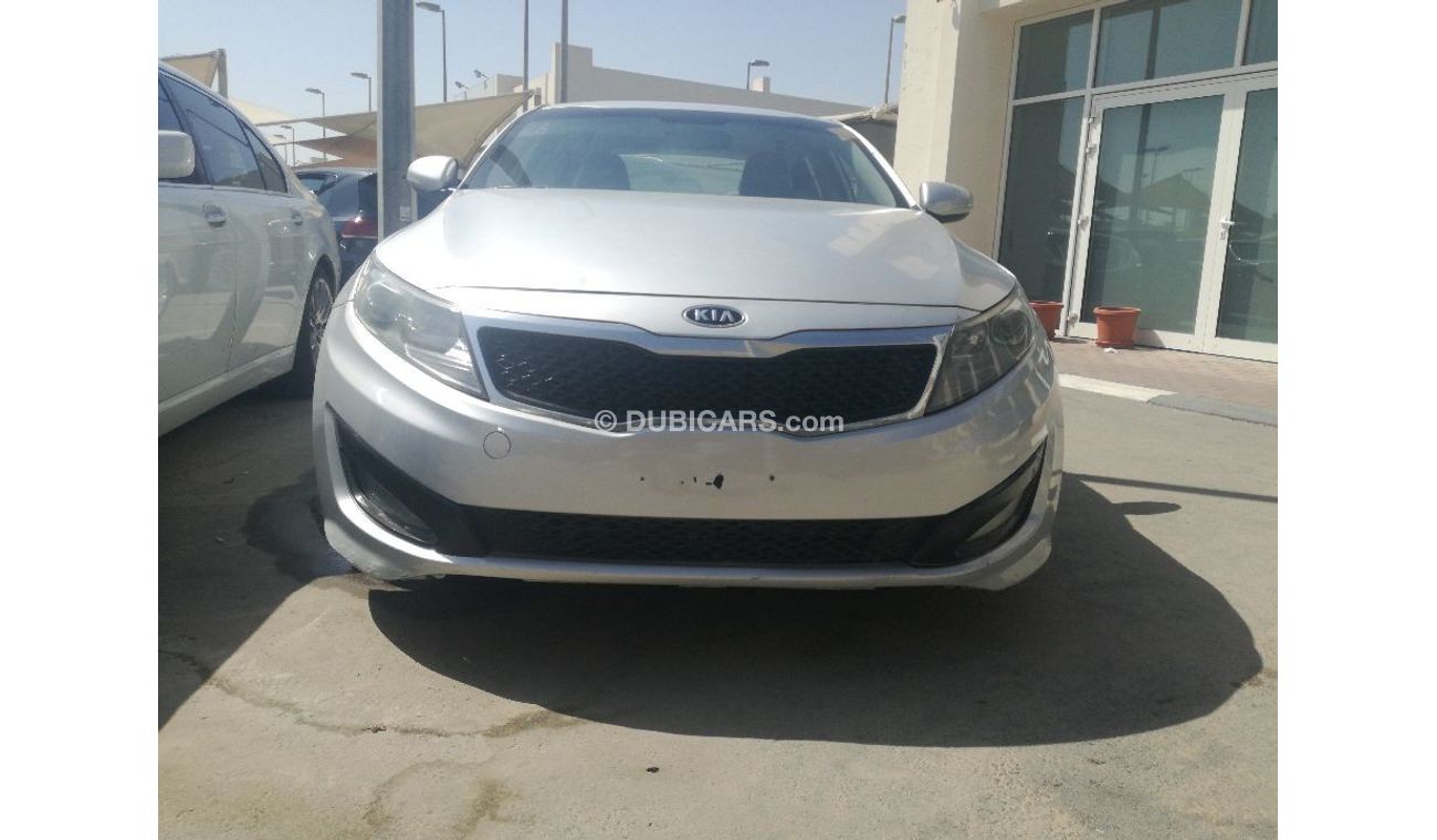 Used Kia Optima 2014 for sale in Dubai - 128745