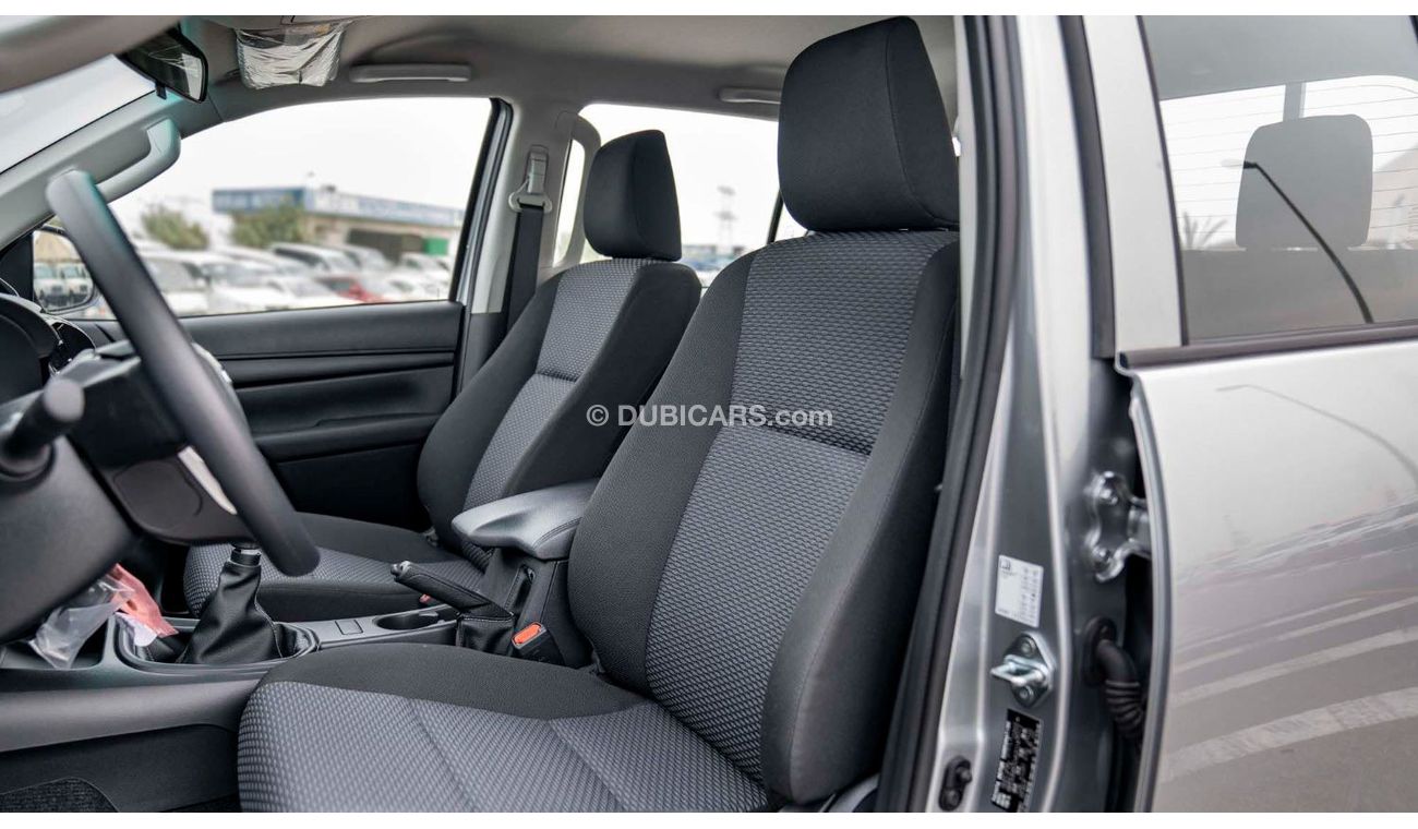 تويوتا هيلوكس Toyota Hilux 2.4L Diesel Mid Option p.window MY2024