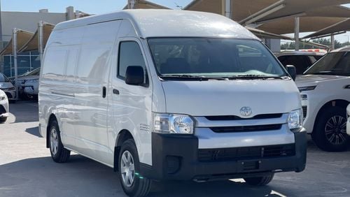 Toyota Hiace GL 2.7L High Roof van 2023 Ref# 466