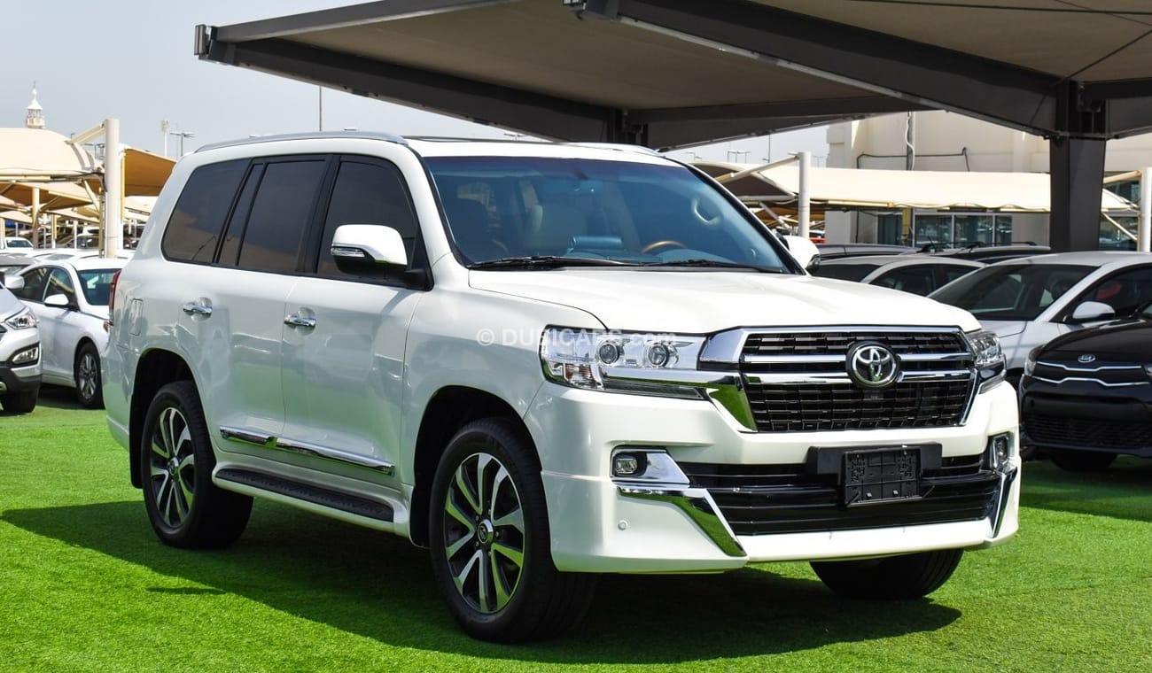 Used Toyota Land Cruiser VXR V8 Facelift 2020 2009 for sale in Dubai ...