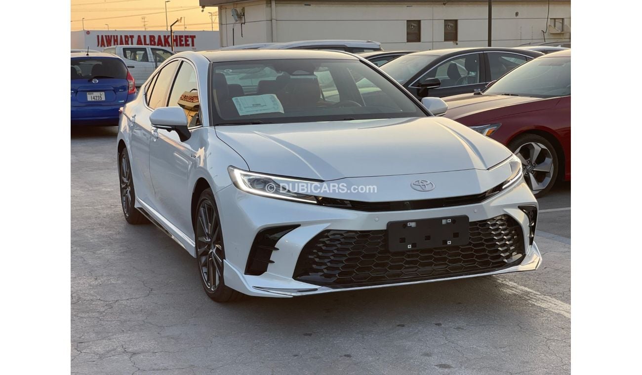 تويوتا كامري 2025 Toyota Camry 2.0 Hybrid Chinese Spec