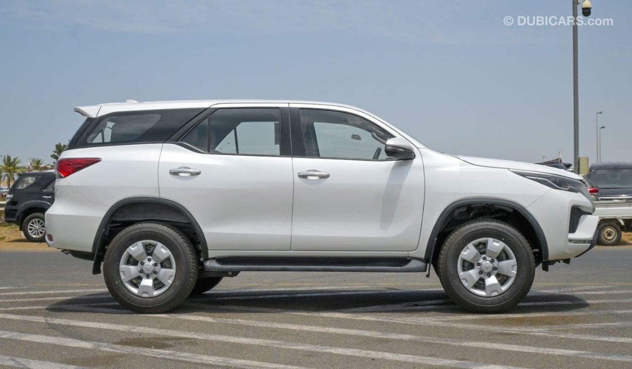 Toyota Fortuner SR5 2.7L Toyota Fortuner 2.7L 4WD 2024 | For Export