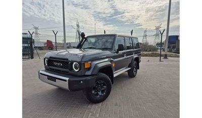 تويوتا لاند كروزر هارد توب GXL 4WD