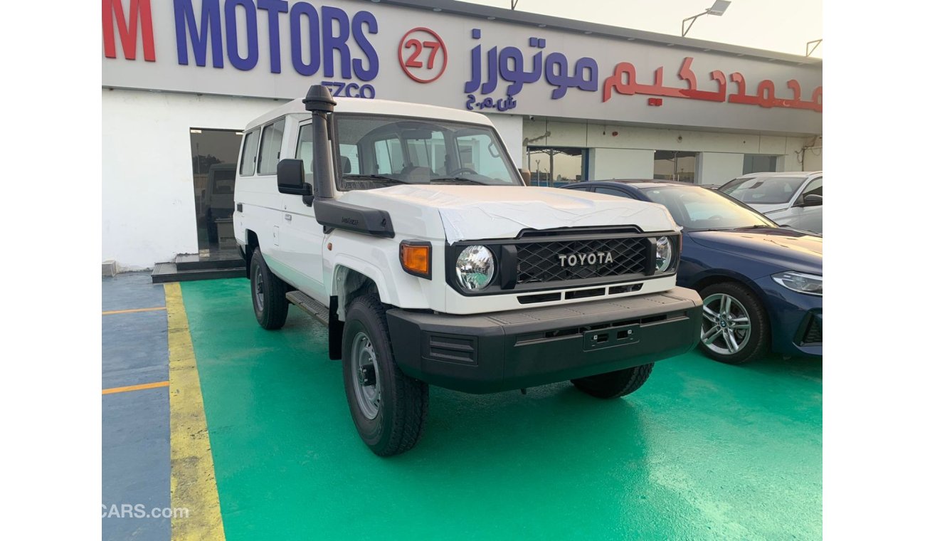 Toyota Land Cruiser Hard Top 4.5L DIESEL V8 3 DOORS 4WD 2024 GCC