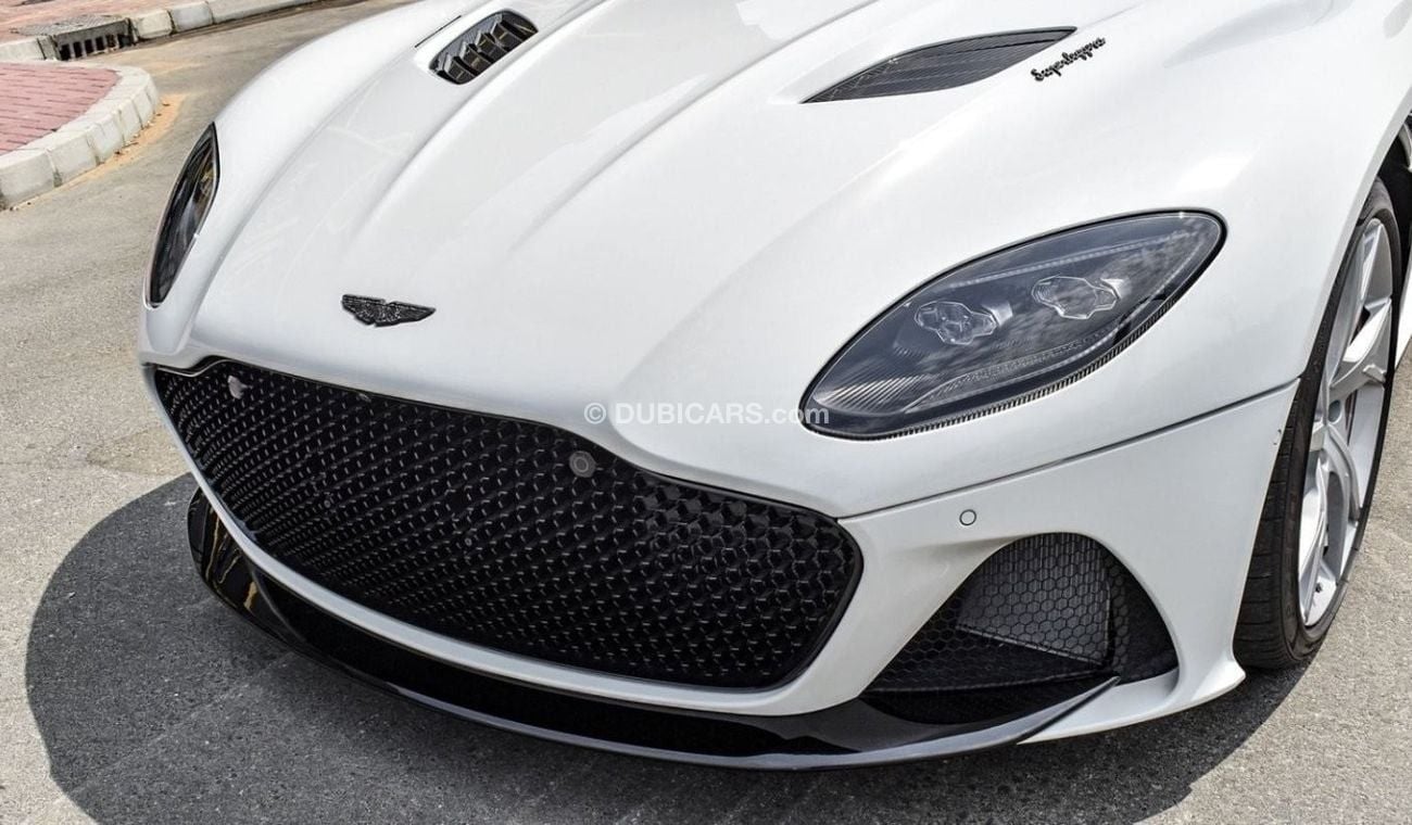 Aston Martin DBS Superleggera 2019 - Superleggra - GCC - 2700KMs Only - Under Warranty