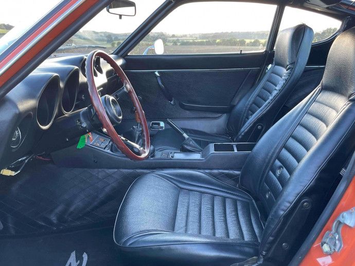 Datsun 240 interior - Seats