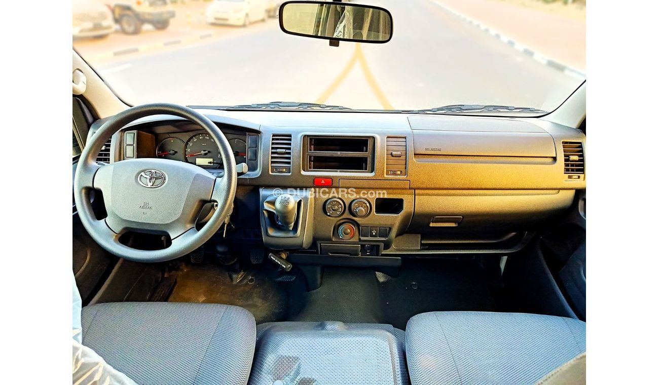 تويوتا هاياس TOYOTA HAICE STD ROOF CARGO 2.5L DIESEL M/T 2024 MODEL