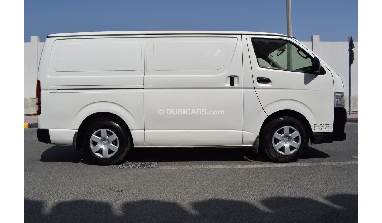 Toyota Hiace GL - Standard Roof Toyota Hiace std roof van, model:2013. Excellent condition