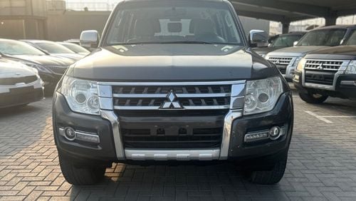 ميتسوبيشي باجيرو GLS Highline 3.8L (236 HP)